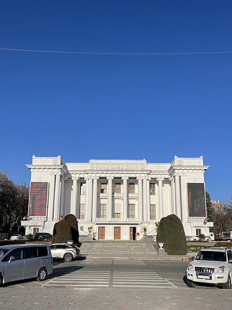 Театри опера ва балети ба номи Садриддин Айнӣ